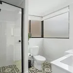 Apartment Stylish Riverside 1bed/studio With Rooftop Pool *