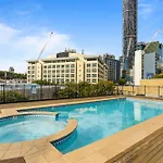 Stylish Riverside 1bed/studio With Rooftop Pool * Brisbane