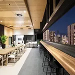 Brand-New Central Apartment W Pool, Gym And More