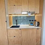 Roma St Apartment