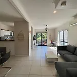 Mountain View Inner Brisbane Secure Townhouse