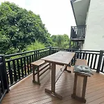 Mountain View Inner Brisbane Secure Townhouse