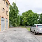 Lovely 2-Bed By Oxenham Park Transport & Shops