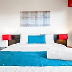 The Prestige Suite In Central Brunswick
