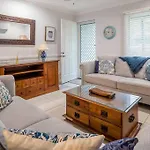 Birdcall Yeronga - Inner Couples Sanctuary