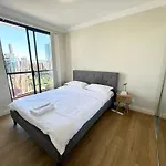 River And City View 3 Rooms Central City