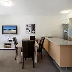 Level 18 Cbd 2 Bed Car Pool