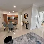 2-bed Unit With Large Backyard, Bbq & Parking