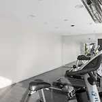 2-Bed With Private Terrace, Gym And Rooftop Pool