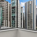 Cbd 1-Bed With Pool, Gym & City Views
