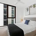 Cityscape 2-Bed With Pool, Gym & Secure Parking