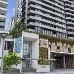 Cityscape 2-Bed With Pool, Gym & Secure Parking