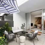 Indigo On Oxford Street - Riverside Two Bedroom Apartment