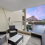 Superb 2bed 2bath 1car Views Cbd Brisbane