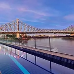Superb 2bed 2bath 1car Views Cbd *