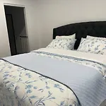 Peaceful Paradise Apartment