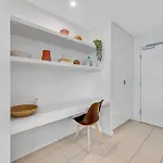Modern Mountain View - South Brisbane