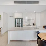 Modern Mountain View - South