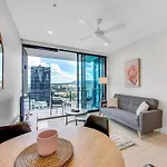 Modern Mountain View - South Brisbane