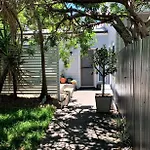 Large And Stylish Townhouse In Chic Area