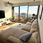 The Summit - Spacious 9th Floor Apartment