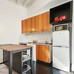 Spacious 1 Bedroom Apartment In Teneriffe Brisbane