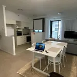 Open 1 Bedroom Apartment In Brisbane City