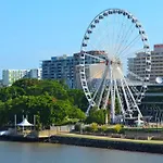 Springhill Close To Cbd 2B1B And Parking