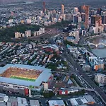 Inner City Action 3Bed 2Bath 1Car 3Balconies