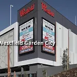 1 Bedroom Unit Near Highway Transports N Shops