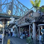 2bed 2bath Loft At The New Yorker * Brisbane