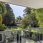 Parkside Villa With Meeting Room Carindale