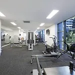 \'Urban Lushscape\' Riverside Retreat In Newstead