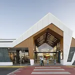 Walkable Convenience Dual Studio Cannon Hill