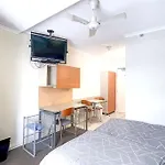 Shafston Apartment- Kangaroo Point