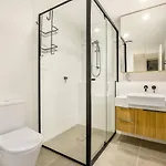 Stunning Mount View Modern Mtgravatt Cbd