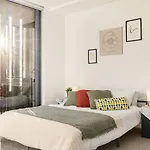 Apartment Stunning Mount View Modern Mtgravatt Cbd *