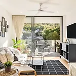 Apartment Stunning Mount View Modern Mtgravatt Cbd