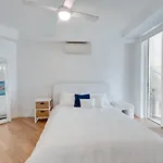 Modern 2Br Apartment In Vibrant Brisbane