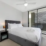 Spacious 2 Bedroom In Woolloongabba Apartment
