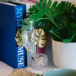 Breathtaking Fortitude Valley Apartment Brisbane
