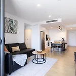 Spectacular Views, King Bd Plus Single Bed & Parking