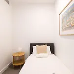 Spectacular Views, King Bd Plus Single Bed & Parking