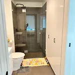 Breathtaking Fortitude Valley Apartment *