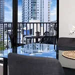 Rooftop Pool Stunning Queen Street