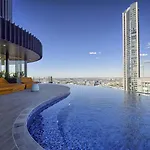 Rooftop Pool Stunning Queen Street Brisbane