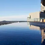 Rooftop Pool Stunning Apartment Queen Street