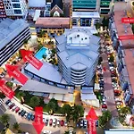 Luxury 4Br Cozy Home Pool, Gym, Sauna, Wparking At Cbd