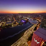 Luxury 1Br In Brisbane City River Firework View