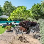 The Backyard Oasis Bardon Pool, Games Room